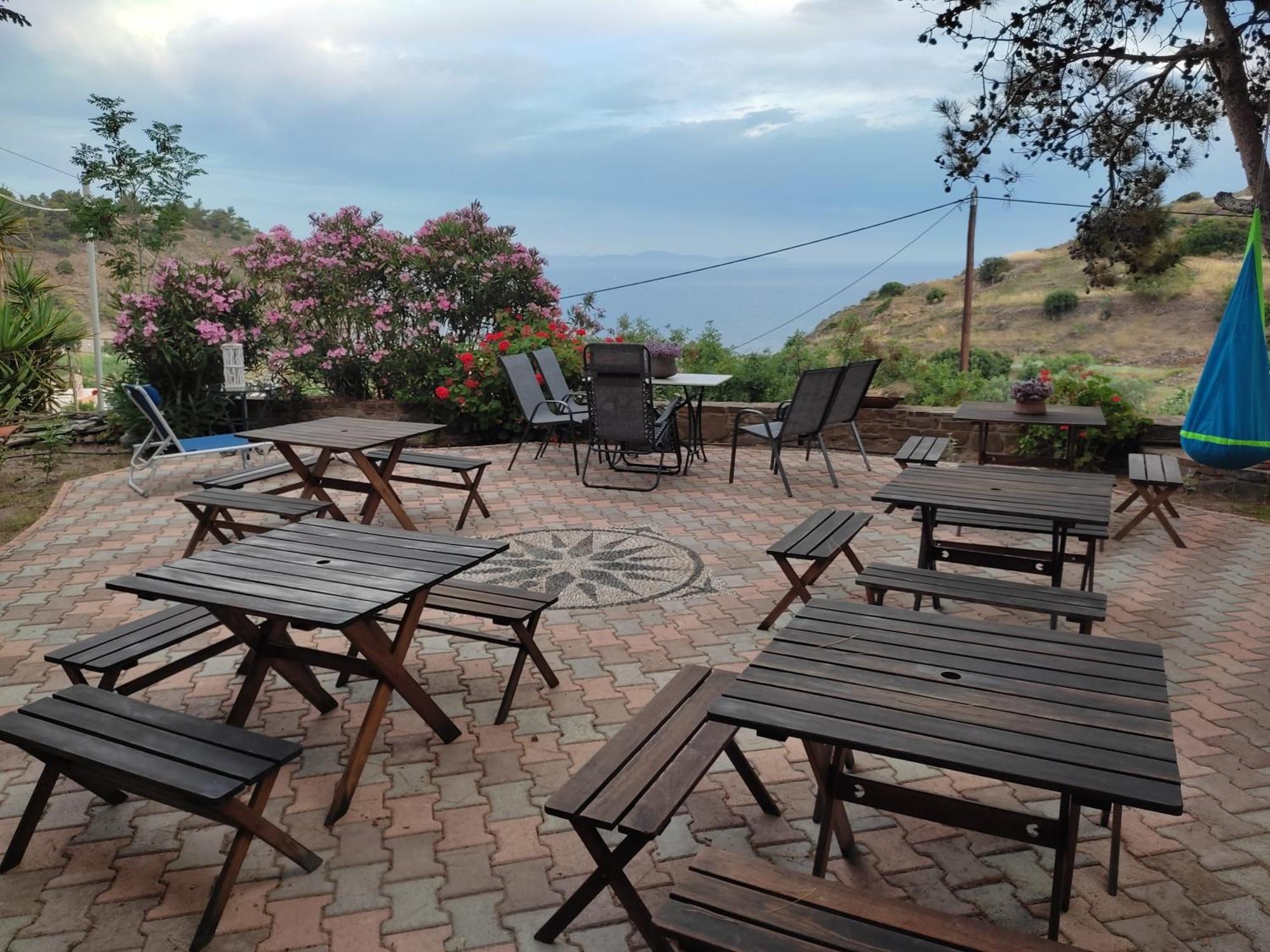 Zorbas Apartments Volissos ภายนอก รูปภาพ
