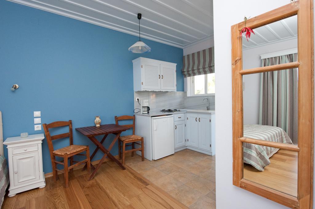 Zorbas Apartments Volissos ภายนอก รูปภาพ